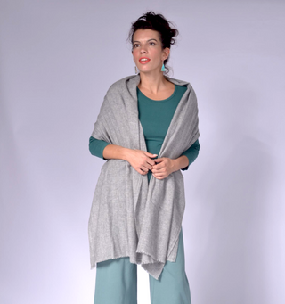 100% Cashmere Scarf Light Grey