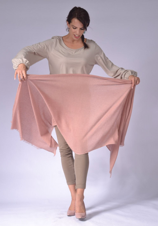 28”x80” Medium Weight Stole Clothing