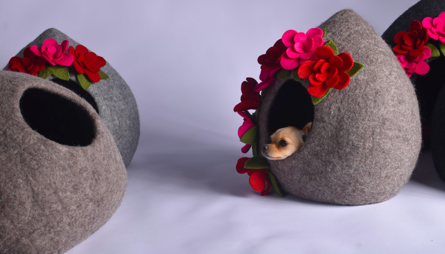 pointy-top pet cave with flowers