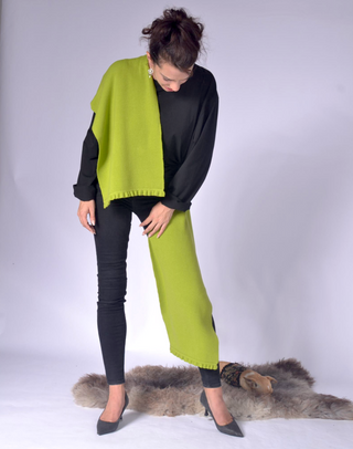 Knit Scarf with Frill Clothing