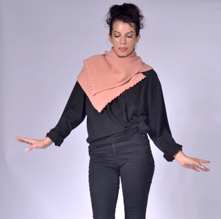 Knit Scarf with Frill Clothing