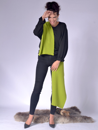Knit Scarf with Frill Clothing