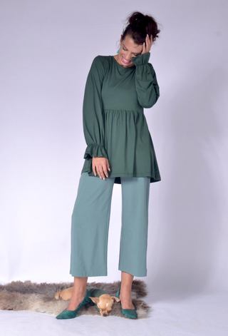 Ladies Top with Elastic Gathering at the Wrists