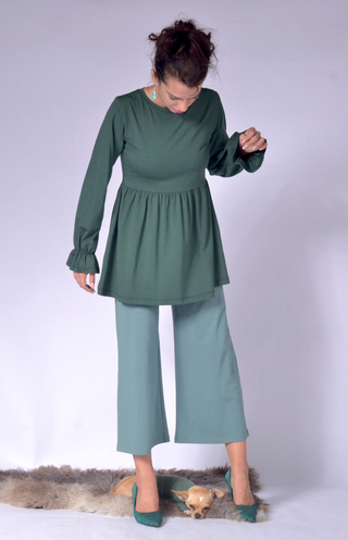 Ladies Top with Elastic Gathering at the Wrists