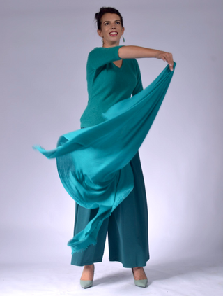 3/4 Sleeved Petite V Neck Clothing