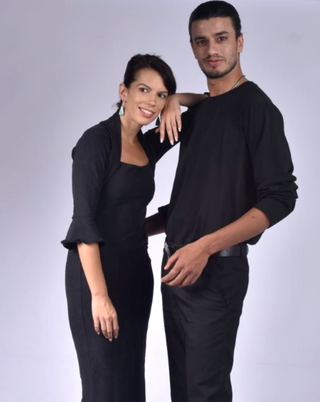 Lose Fitting Unisex Long Sleeve Top