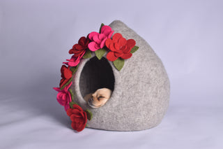 Pointy Top Pet Cave with Flowers