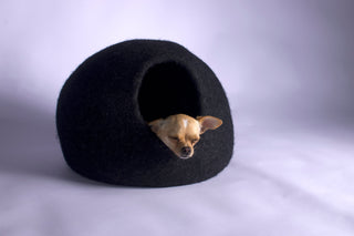 Round Pet Cave Charcoal Grey / On the smaller side